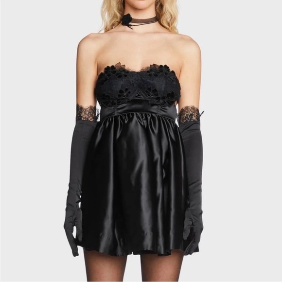 NWT For Love & Lemons Virginia Satin Lace Babydoll Strapless Dress with Gloves M - Picture 2 of 16